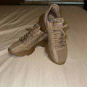 Steve Madden Maxima Blush Multi Rhinestone Shoes Size 8.5. Great Condition